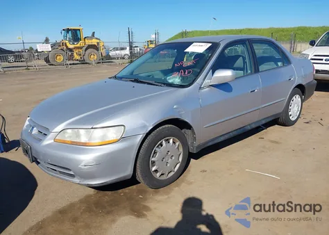 2001 Honda Accord 2.3 Lx из США, поврежденный, VIN 1HGCG56411A019055